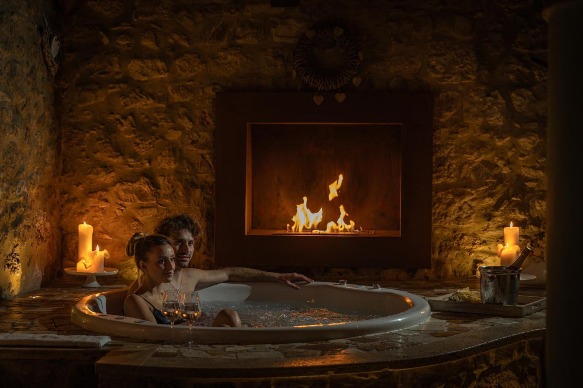 Torre Camaldoli B&B - Borgo Capitano Collection - Albergo Diffuso Сан-Куйрико-д'Орча Экстерьер фото